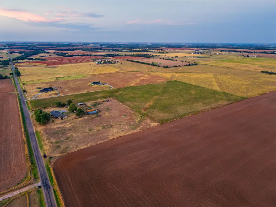 16 N Gregory Road, Yukon, OK 73099 - #3