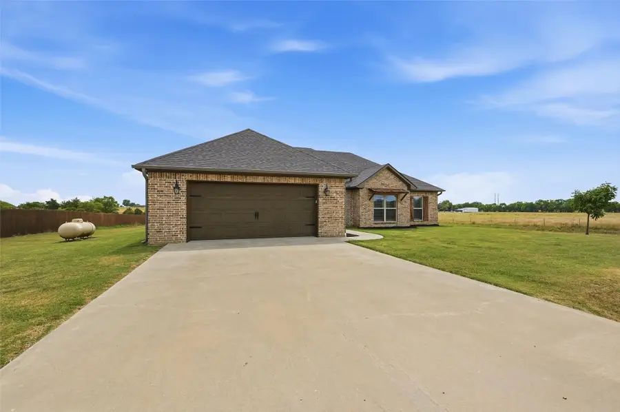 18 Paris Avenue, Durant, OK 74701 - #2