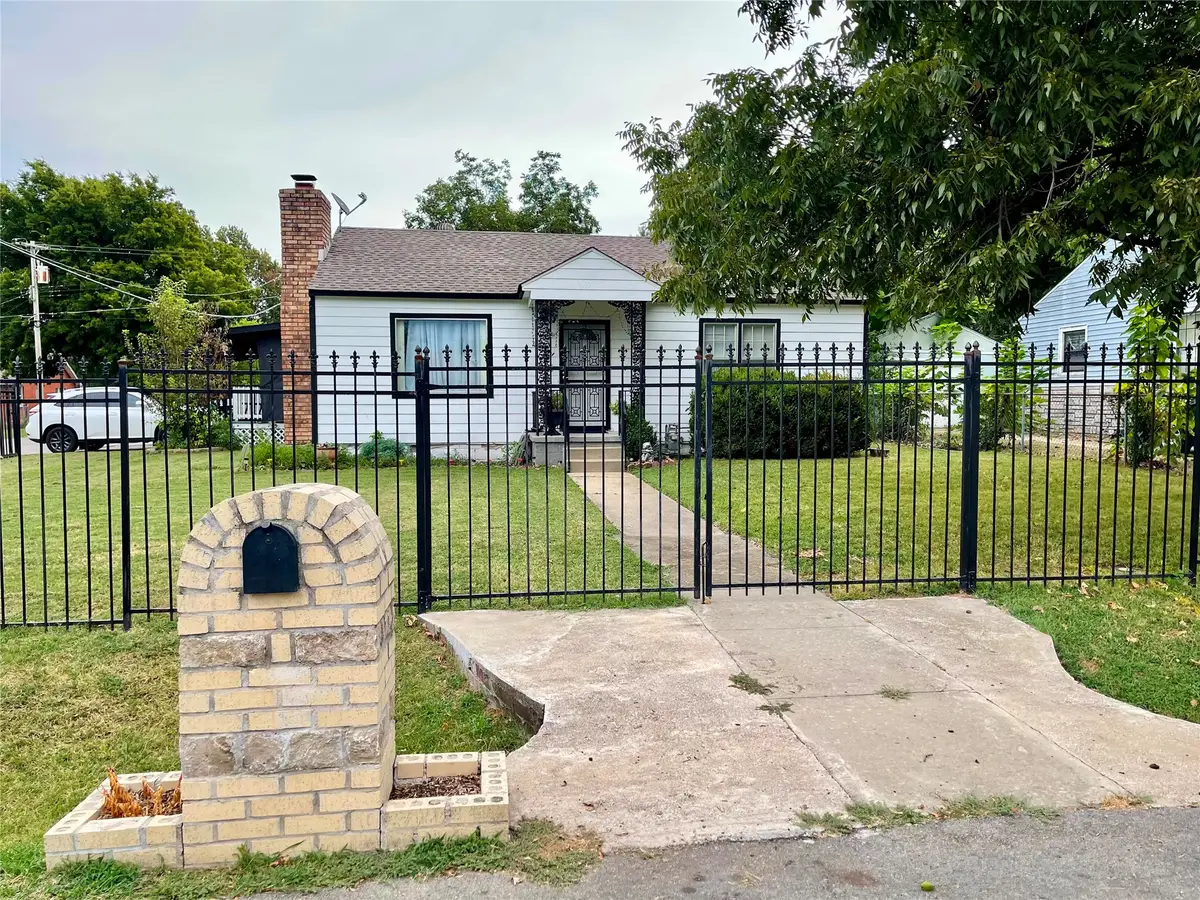 1649 N Columbia Place, Tulsa, OK 74110 - #1