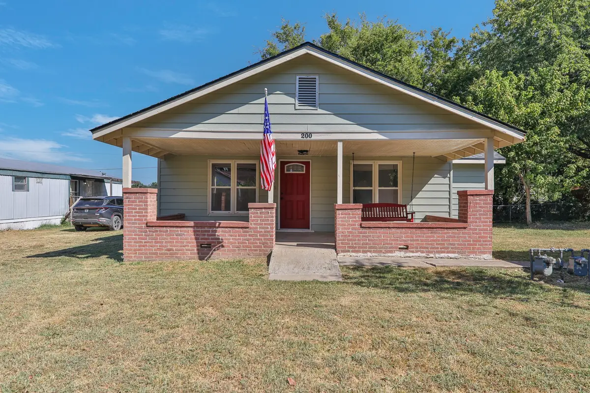 200 S Elm Street, Chelsea, OK 74016 - #1