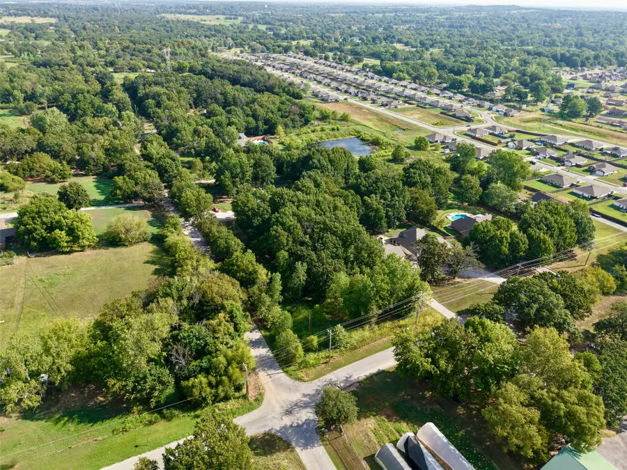 27301 E 151st Street S, Coweta, OK 74429 - #3