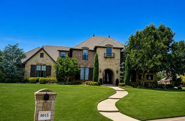 6015 Smoky Hill Trail, Edmond, OK 73034