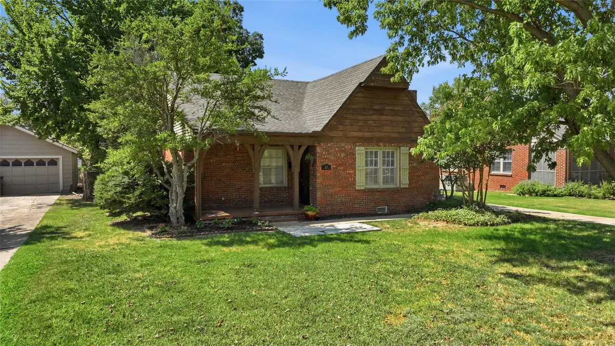1134 S Oswego Avenue, Tulsa, OK 74112 - #1