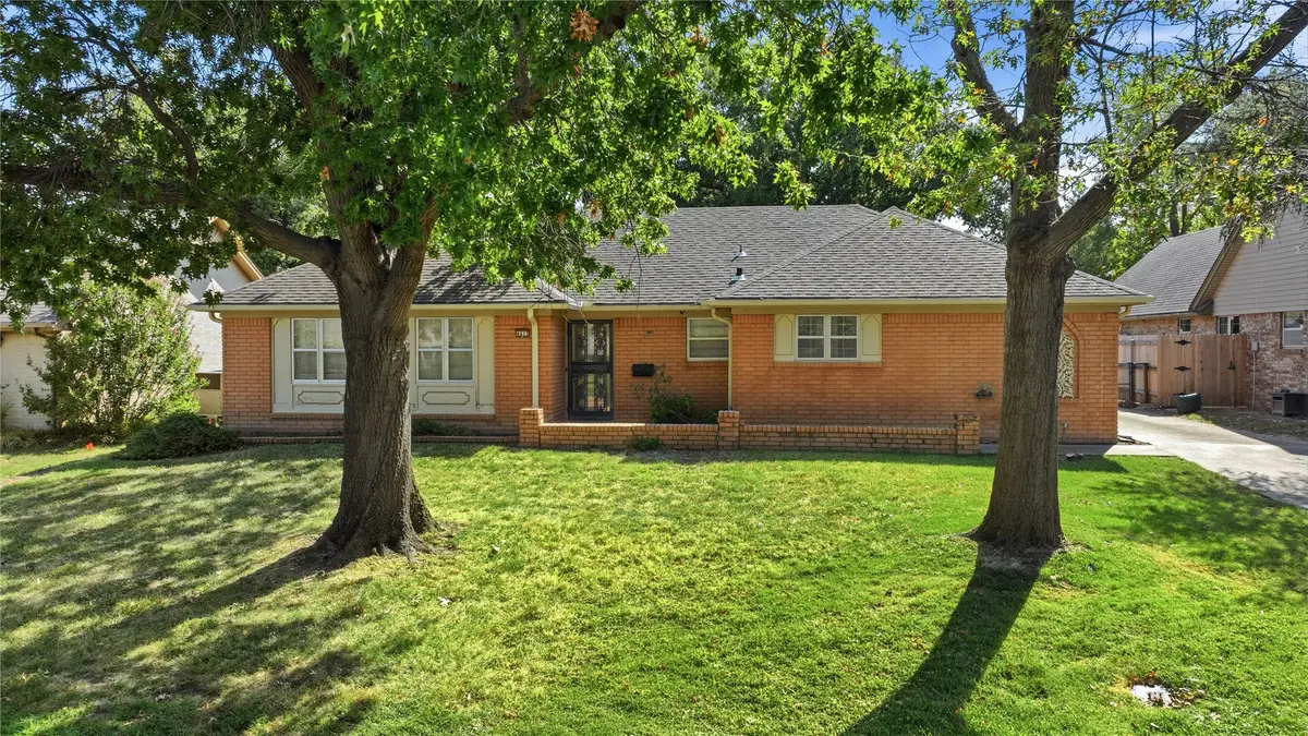 4613 S Lakewood Avenue, Tulsa, OK 74135 - #1