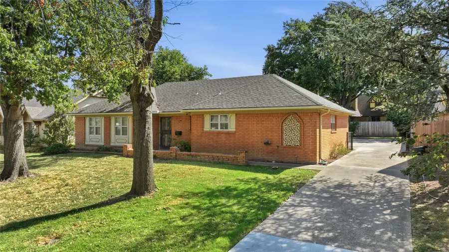 4613 S Lakewood Avenue, Tulsa, OK 74135 - #2