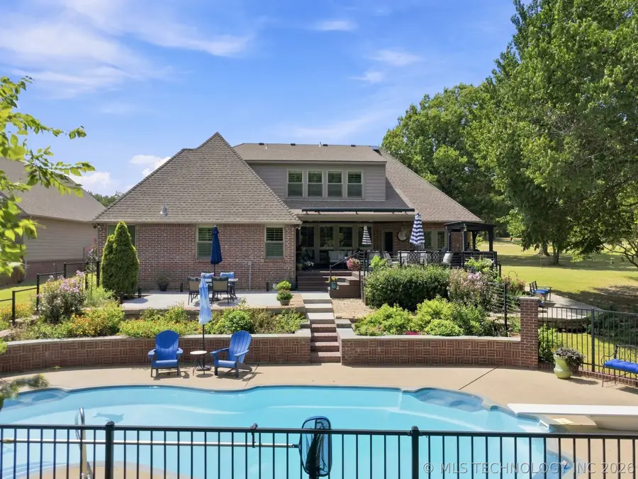 1383 N 28th Street, Collinsville, OK 74021 - #2