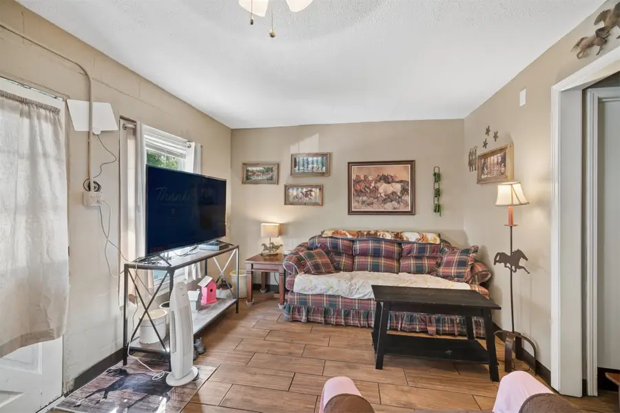 316 W 7th Street, Claremore, OK 74017 - #2