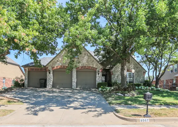 9307 N 98th East Court E, Owasso, OK 74055