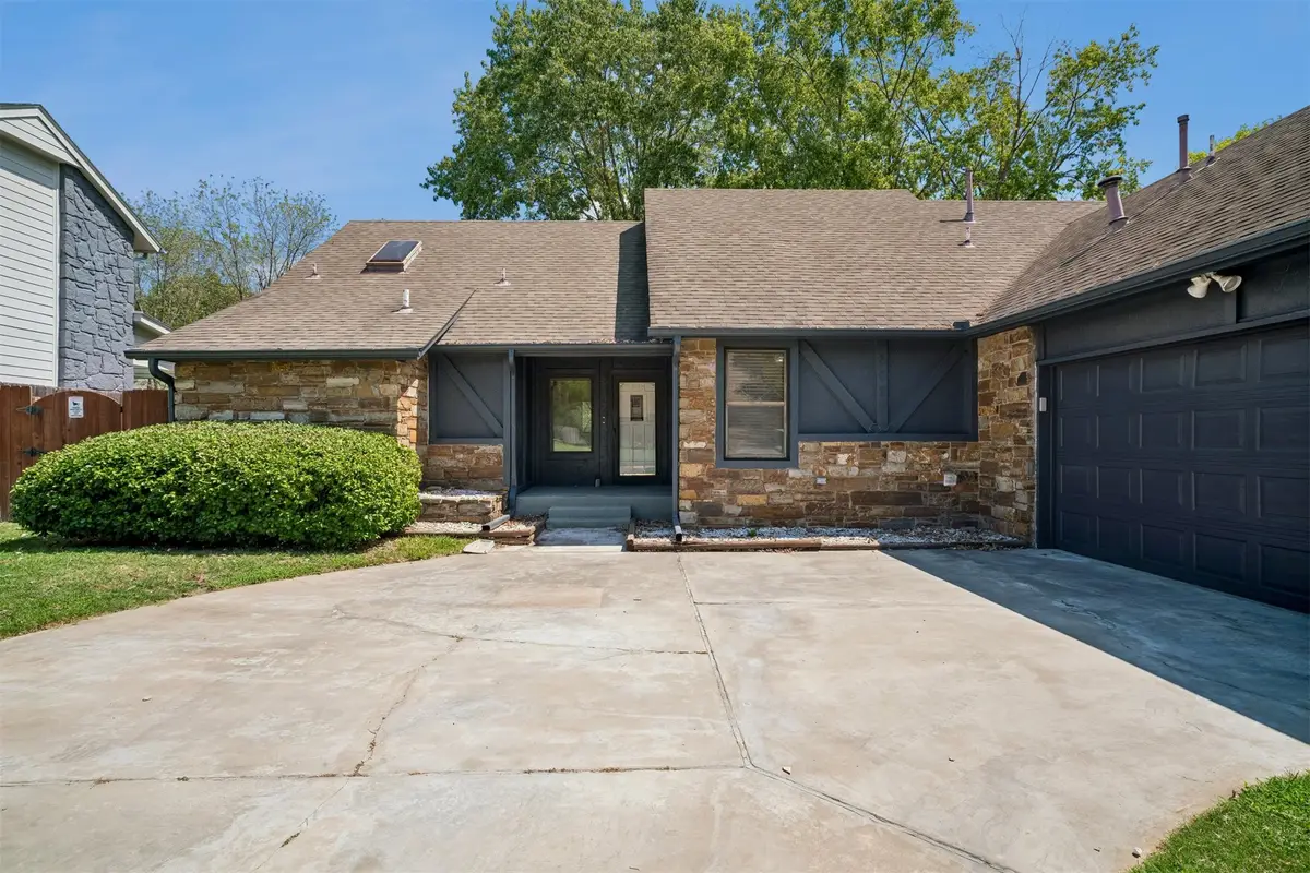8027 S Irvington Avenue, Tulsa, OK 74136 - #1
