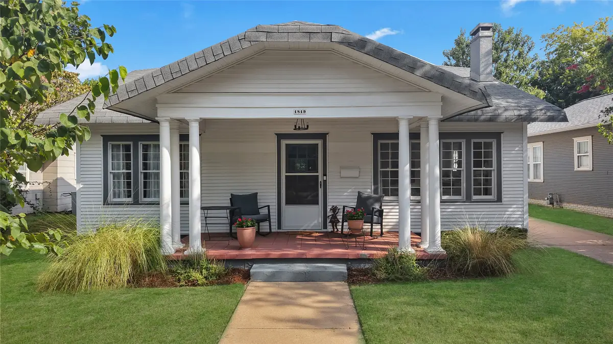 1819 E 16th Place, Tulsa, OK 74104 - #1