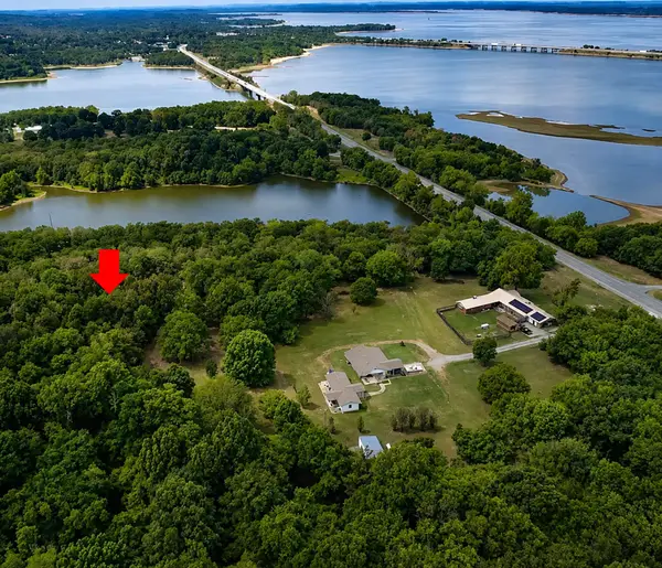 Redbud Drive, Eufaula, OK 74432