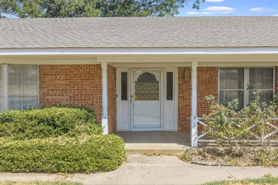 2011 W 1st Street, Sulphur, OK 73086 - #2