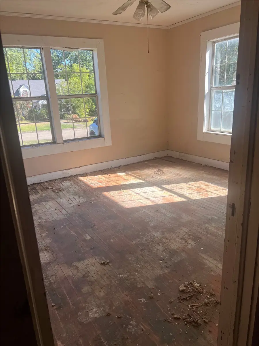 525 W 20th, Ada, OK 74820 - #3