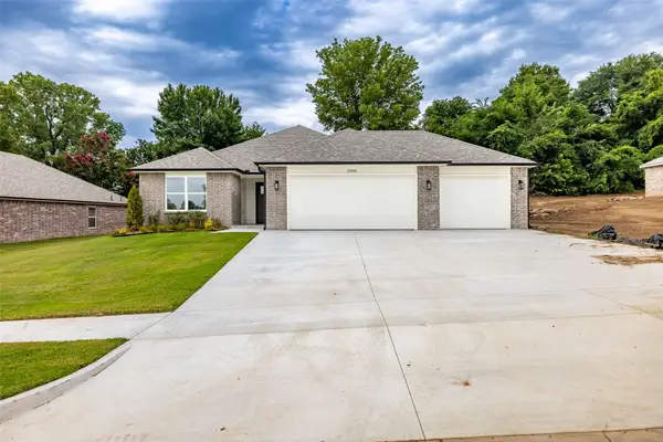 27436 E 125th Place S, Coweta, OK 74429