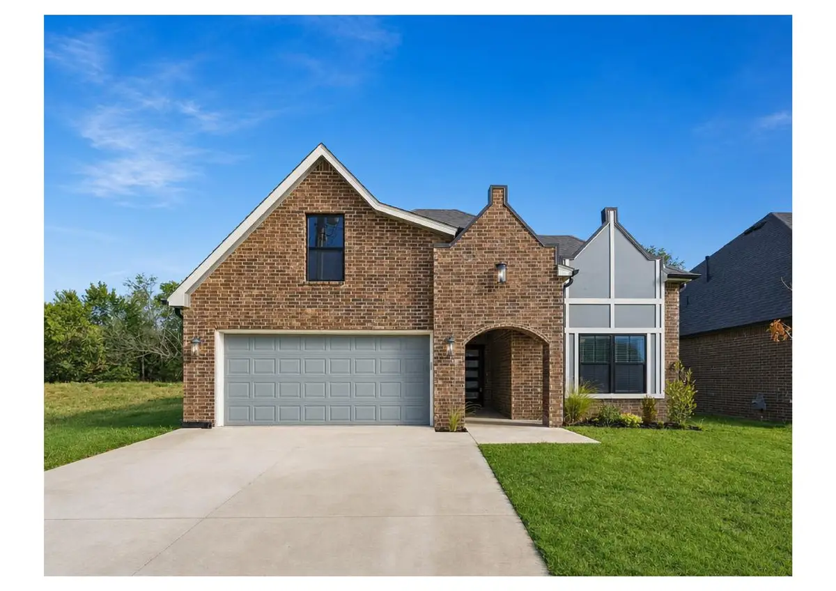 213 W Broadway Street, Owasso, OK 74055 - #1