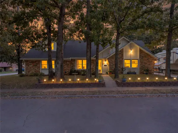 326 Spruce Court, Sand Springs, OK 74063