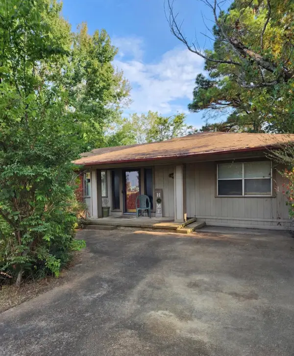 1210 E Duke Street, Hugo, OK 74743