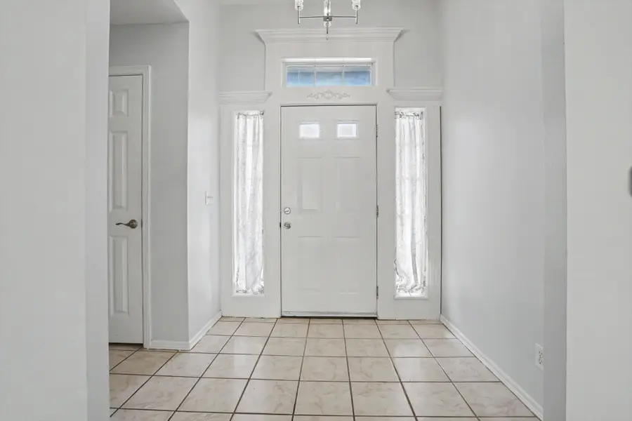 105 E Indianapolis Street E, Broken Arrow, OK 74012 - #3