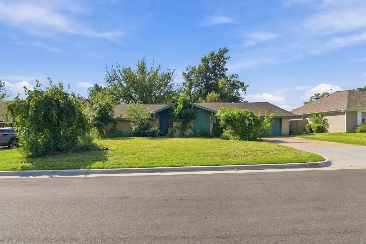 5748 E 47th Place, Tulsa, OK 74135 - #1