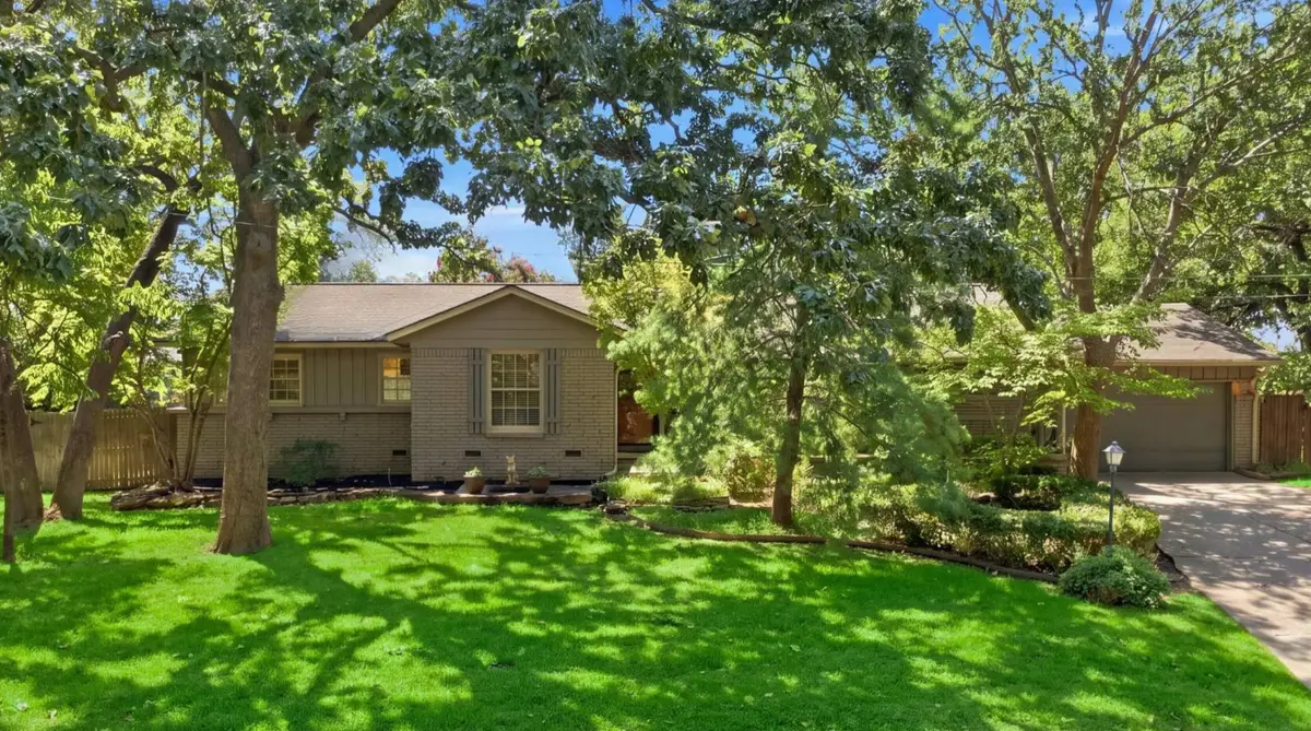 3844 E 54th Street S, Tulsa, OK 74135 - #1