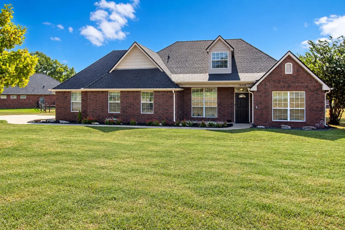 18818 E 80th Street N, Owasso, OK 74055 - #1
