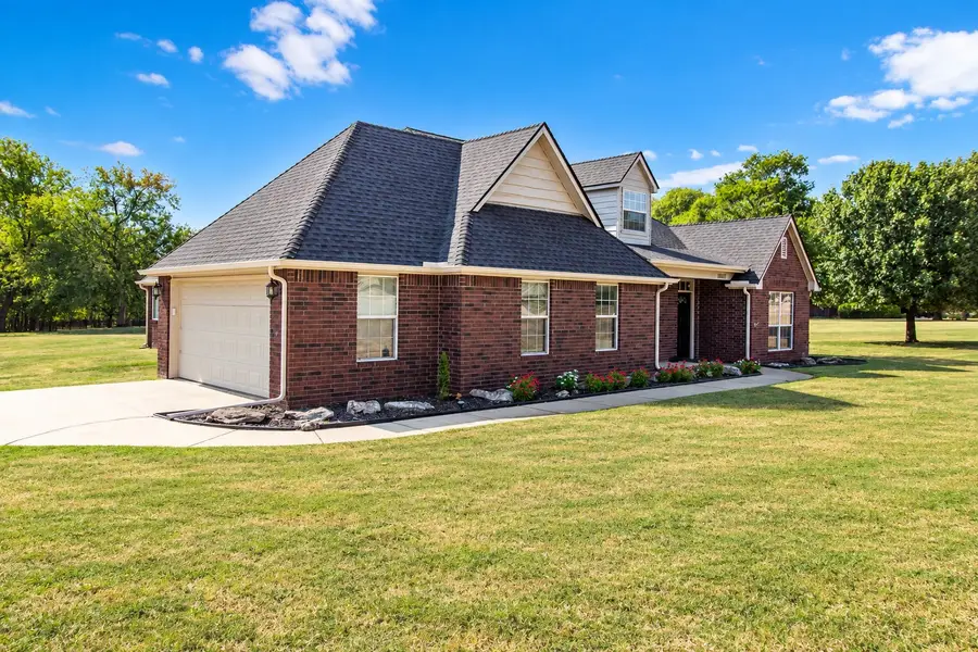 18818 E 80th Street N, Owasso, OK 74055 - #2
