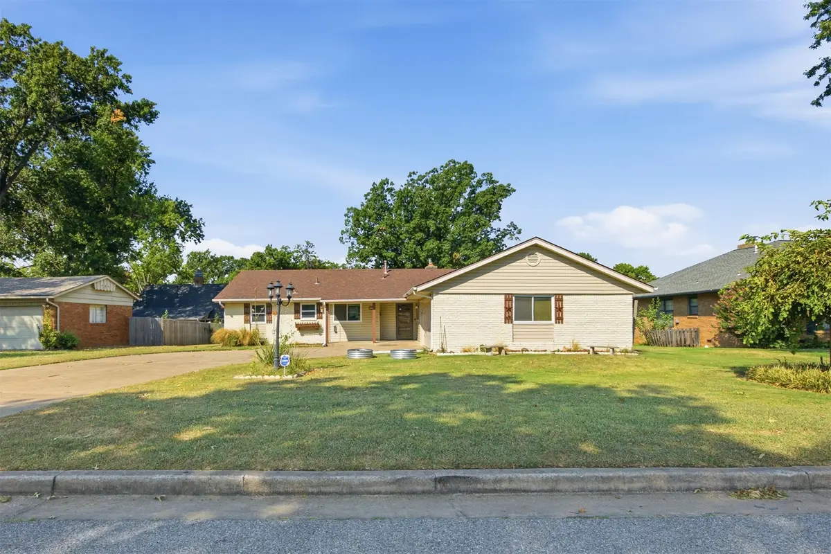 6002 S Lakewood Avenue, Tulsa, OK 74135 - #1