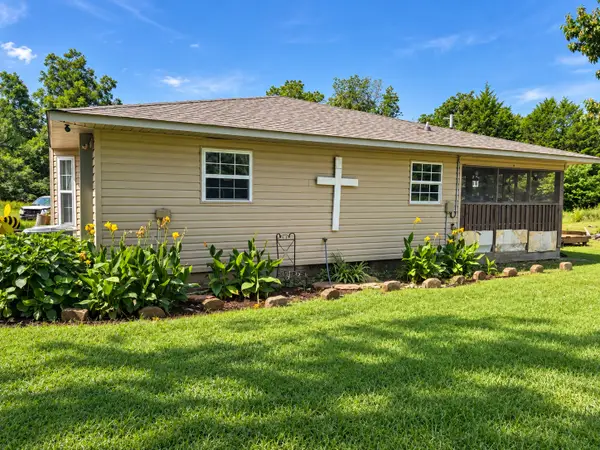 461212 E 846 Road, Stilwell, OK 74960
