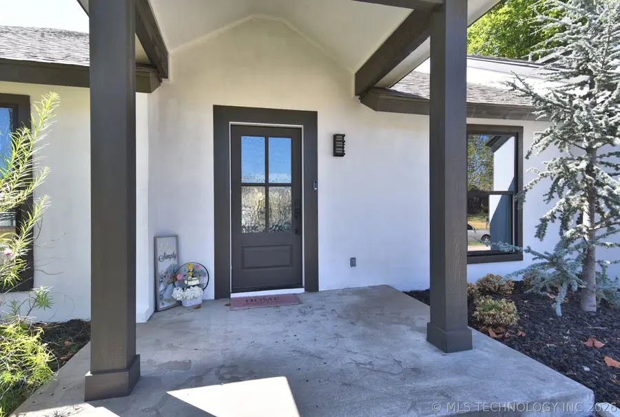 9022 E 60th Street, Tulsa, OK 74145 - #2