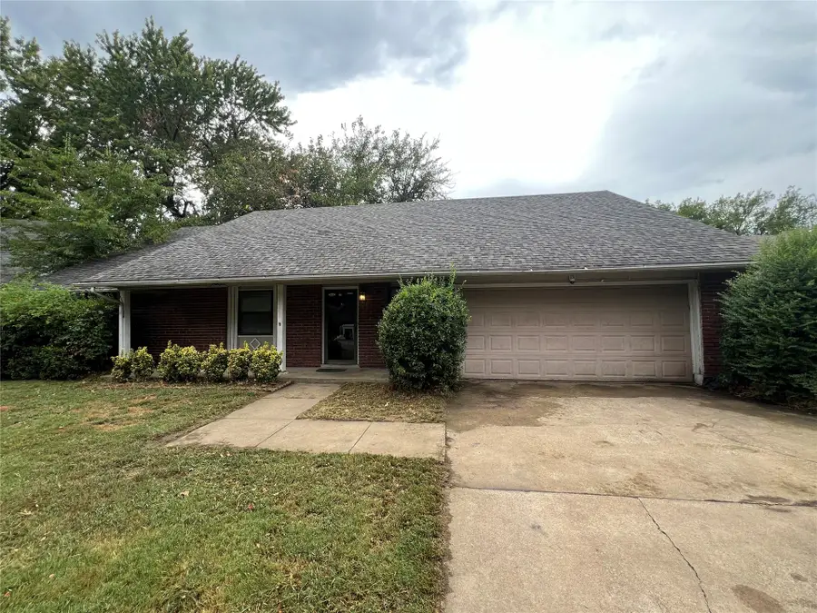 1000 S Redbud Avenue, Broken Arrow, OK 74012 - #2