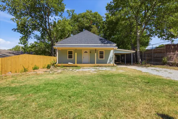 812 W 5th Street, Ada, OK 74820