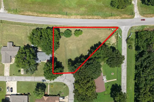 W 11th Street, Sand Springs, OK 74063