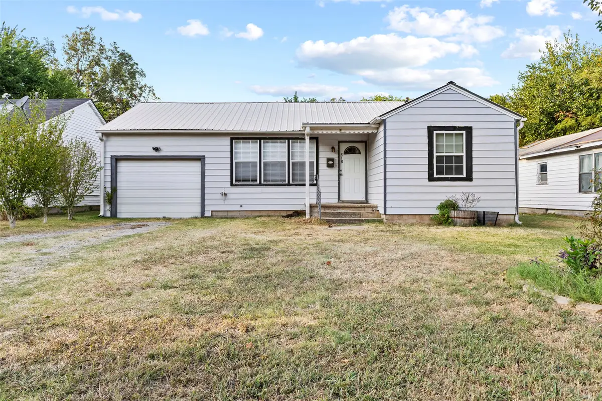 518 W 8th, Ada, OK 74820 - #1