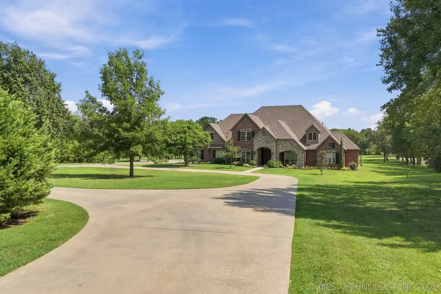 9601 S 33rd West Avenue, Tulsa, OK 74132 - #3