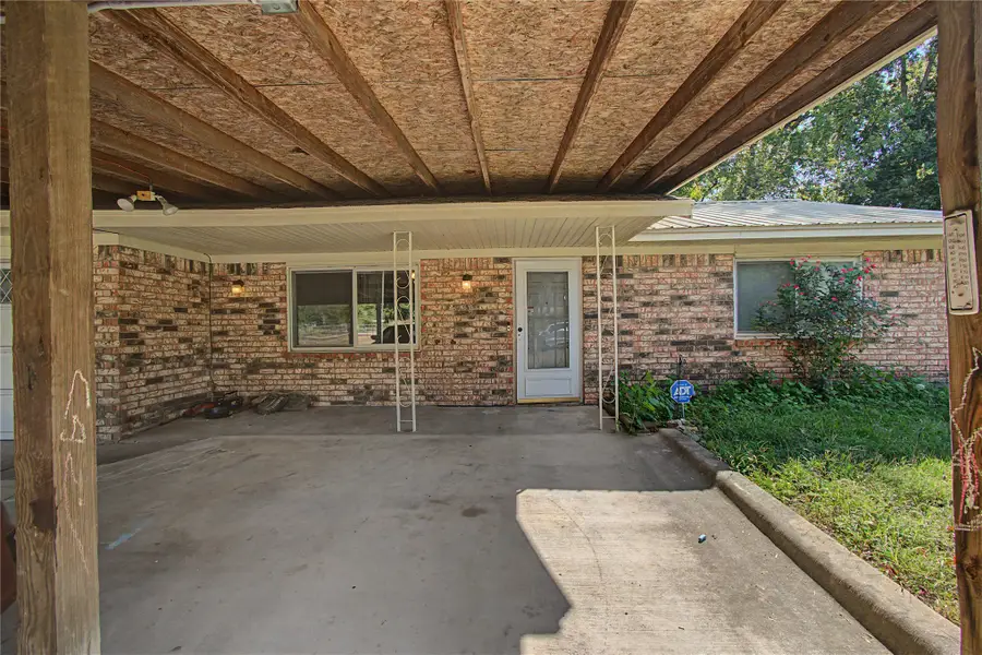 1211 Frankfort Street, Muskogee, OK 74403 - #2