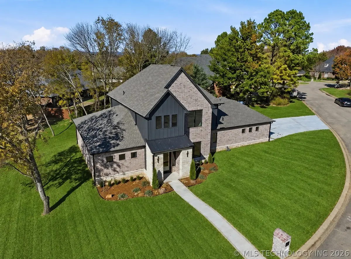 1937 S Surrey Court, Bartlesville, OK 74006 - #1