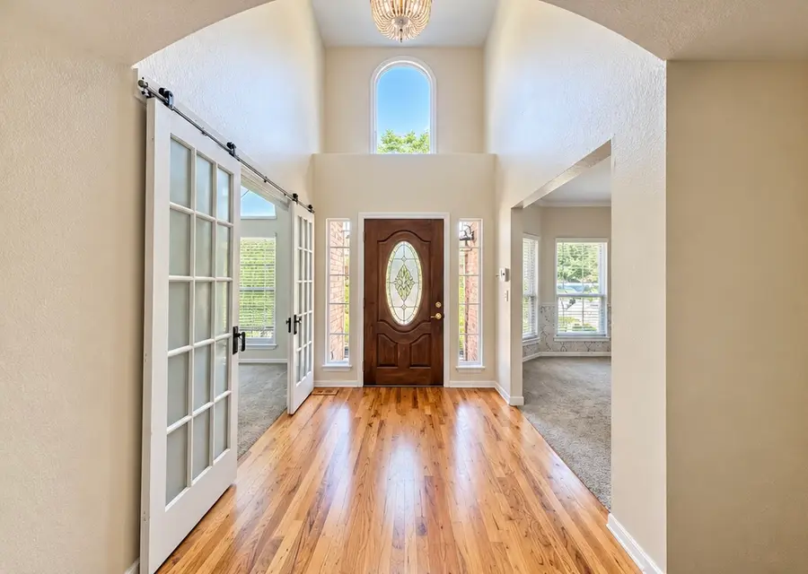 812 N Butternut Avenue, Broken Arrow, OK 74012 - #3