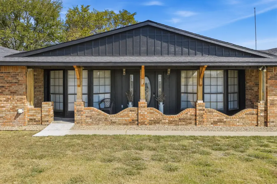1370 Lincoln, Healdton, OK 73438 - #2