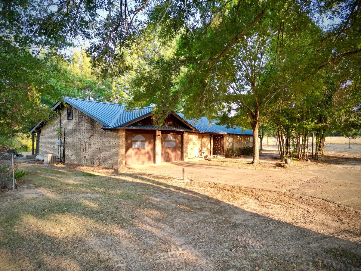 798 W Jefferson Highway W, Atoka, OK 74525 - #1