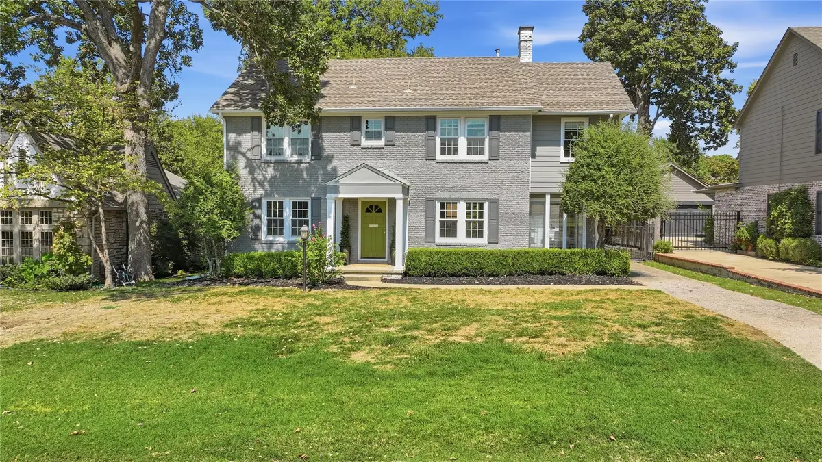2135 E 25th Place, Tulsa, OK 74114 - #1