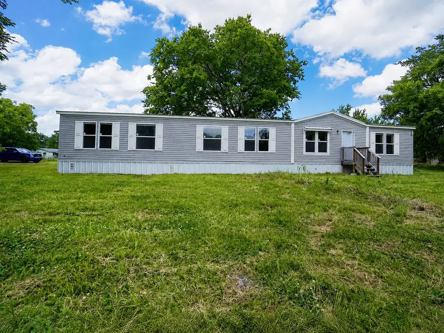 302 N Avenue, Wapanucka, OK 73461 - #2
