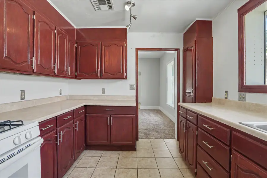 331 Xanthus Avenue, Tulsa, OK 74104 - #3