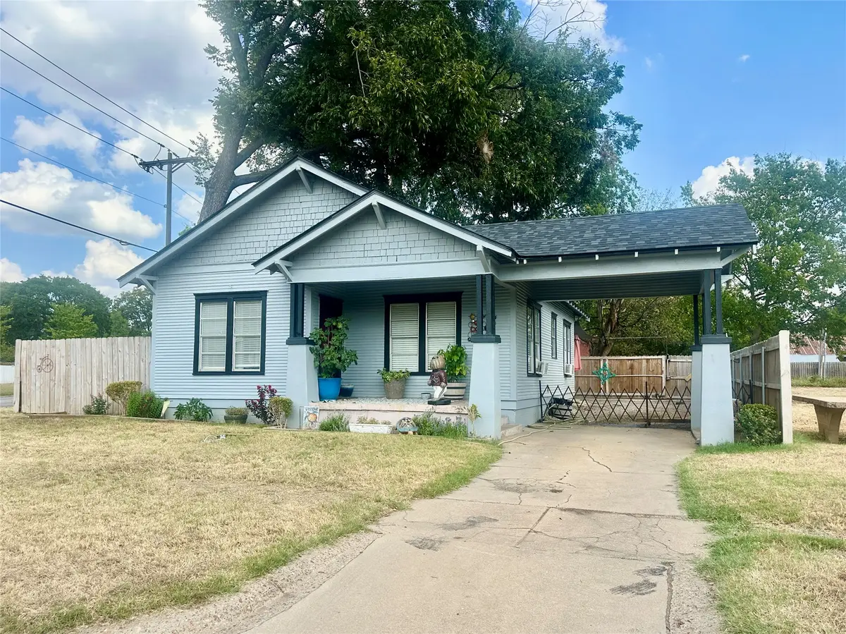 1410 W Elm Street, Durant, OK 74701 - #1