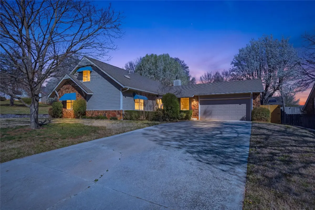 1711 Valley Road, Sapulpa, OK 74066 - #1