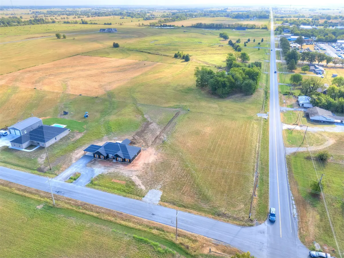 27 N Gaither Road, Pryor, OK 74361 - #1