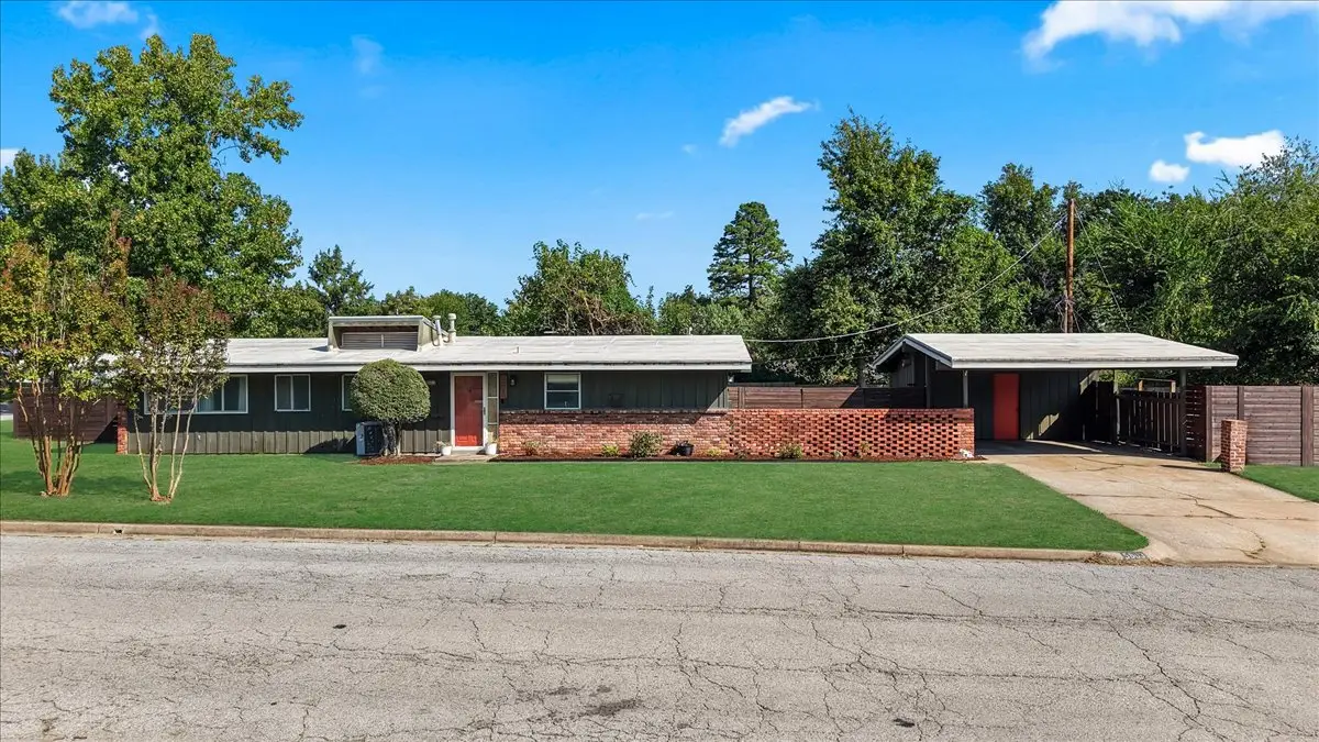 5803 E 25th Place, Tulsa, OK 74114 - #1
