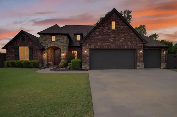 9302 E 91st Street N, Owasso, OK 74055