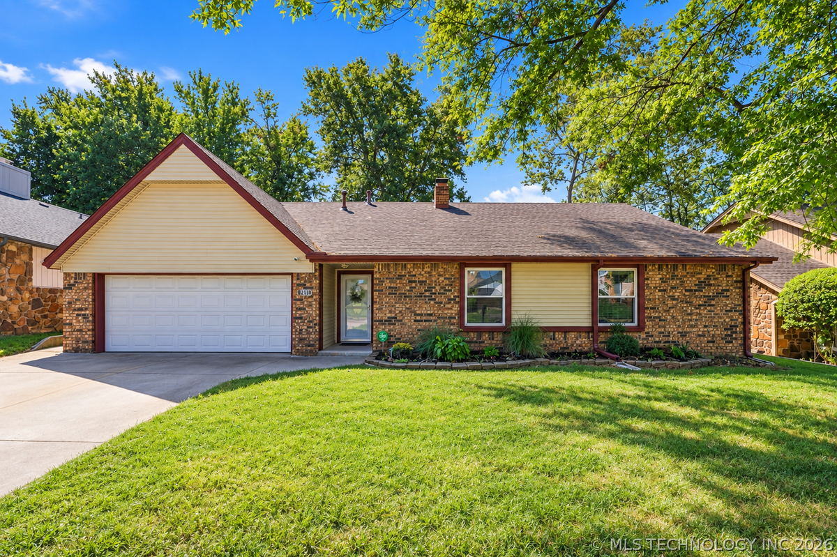 2317 W Louisville Street, Broken Arrow, OK 74012 - #1