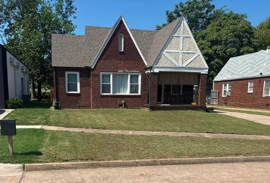 1624 N Boston Avenue, Tulsa, OK 74106 - #2