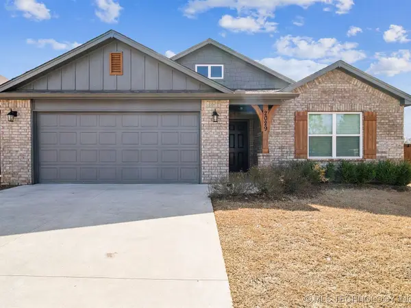 2029 W Huntsville Place, Broken Arrow, OK 74011